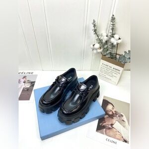 ❤️❤️❤️Prada. Women Loafers